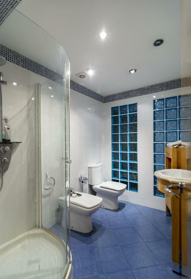 Villa Casakhan, Beautiful Luxury Villa, 마르베야 외부 사진