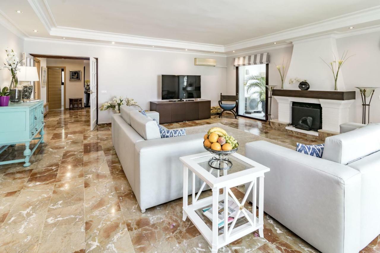 Villa Casakhan, Beautiful Luxury Villa, 마르베야 외부 사진