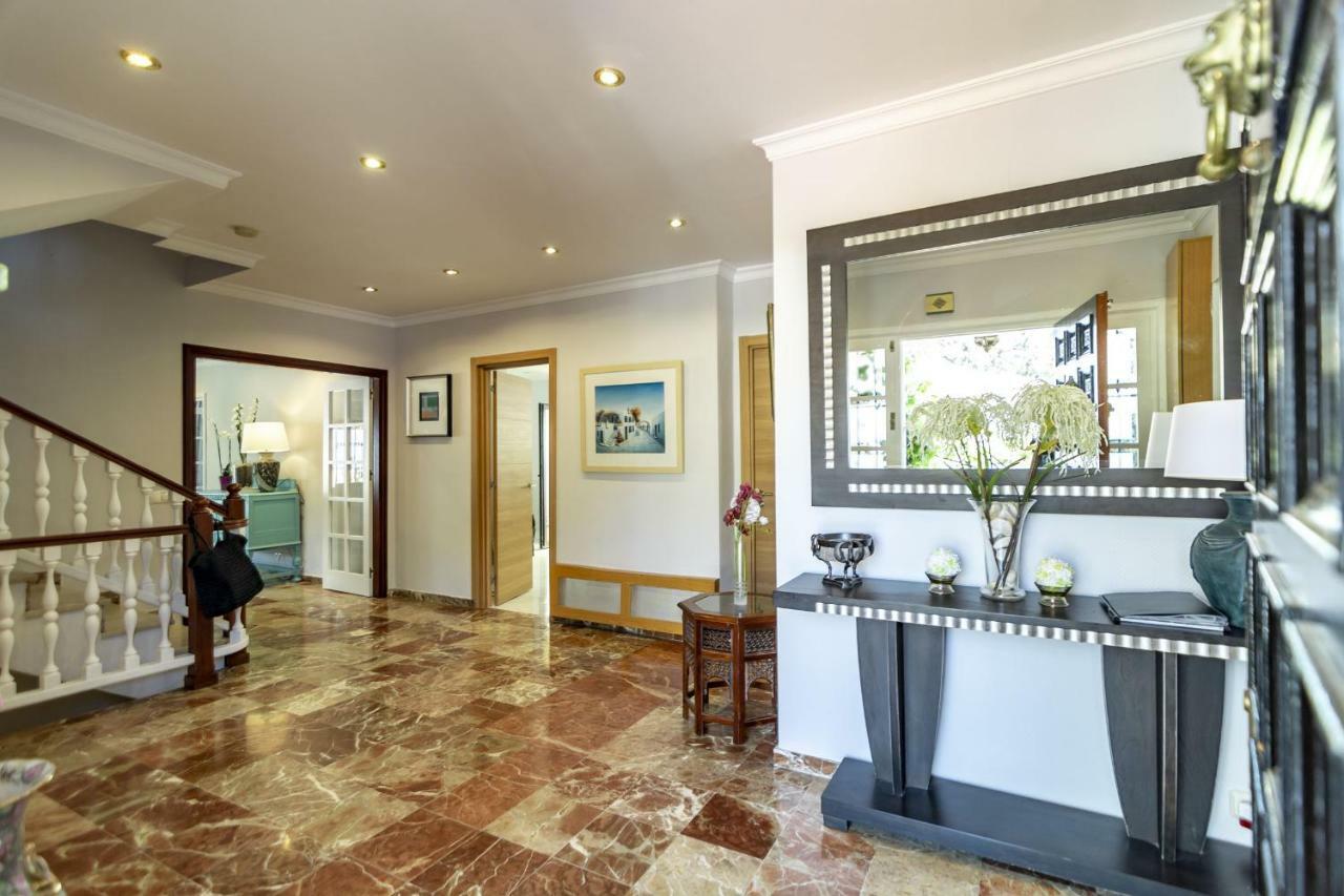 Villa Casakhan, Beautiful Luxury Villa, 마르베야 외부 사진